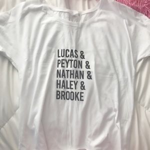 one tree hill oversized tee